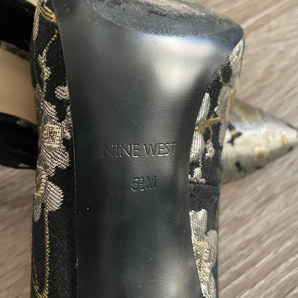 Nine West floral heels - Picture 2 of 6